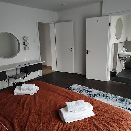 Hotel Valley Of Business Frankfurt-Airport - Grey Label Penthouse Hofheim Bagian luar foto