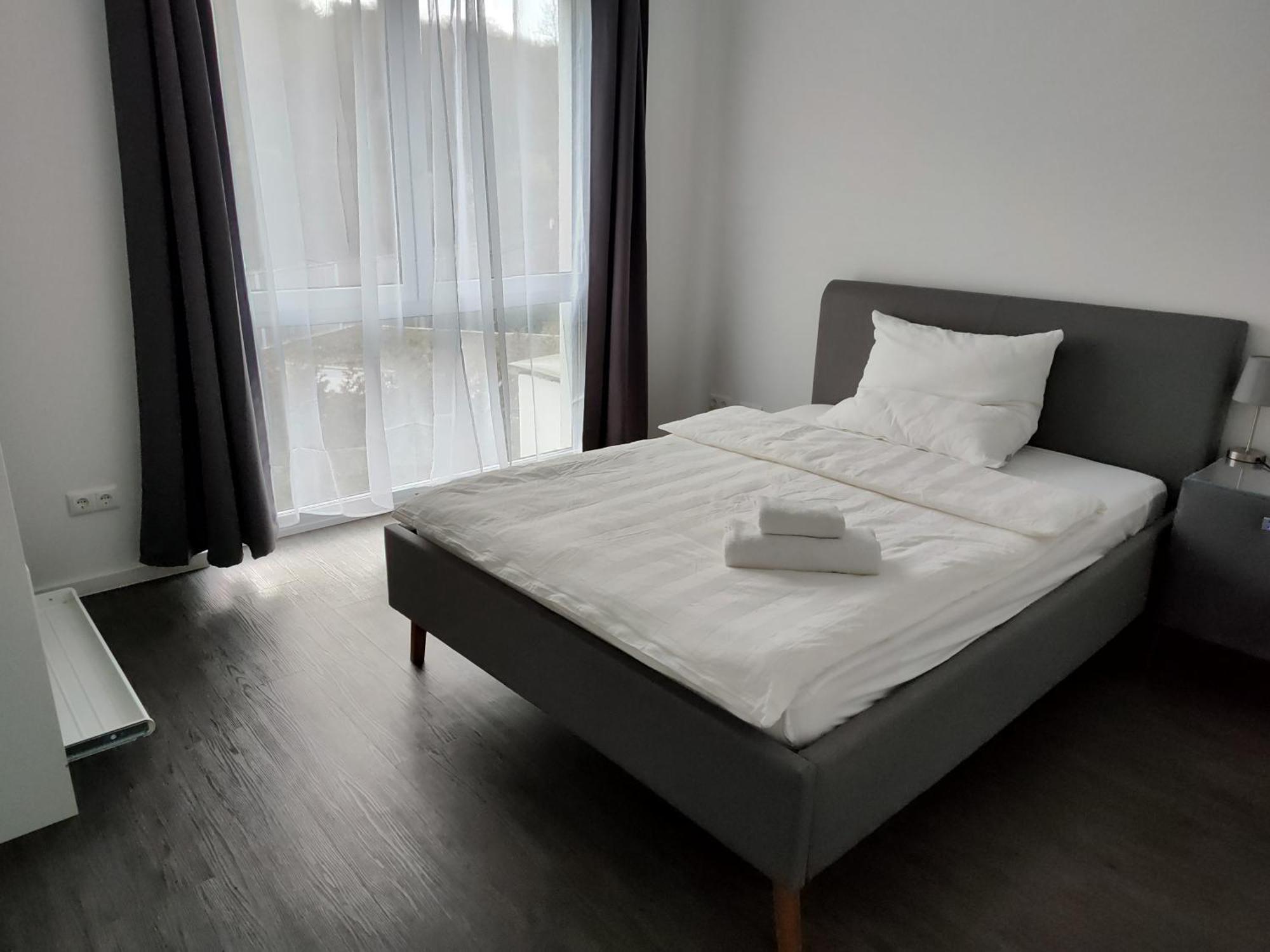 Hotel Valley Of Business Frankfurt-Airport - Grey Label Penthouse Hofheim Bagian luar foto