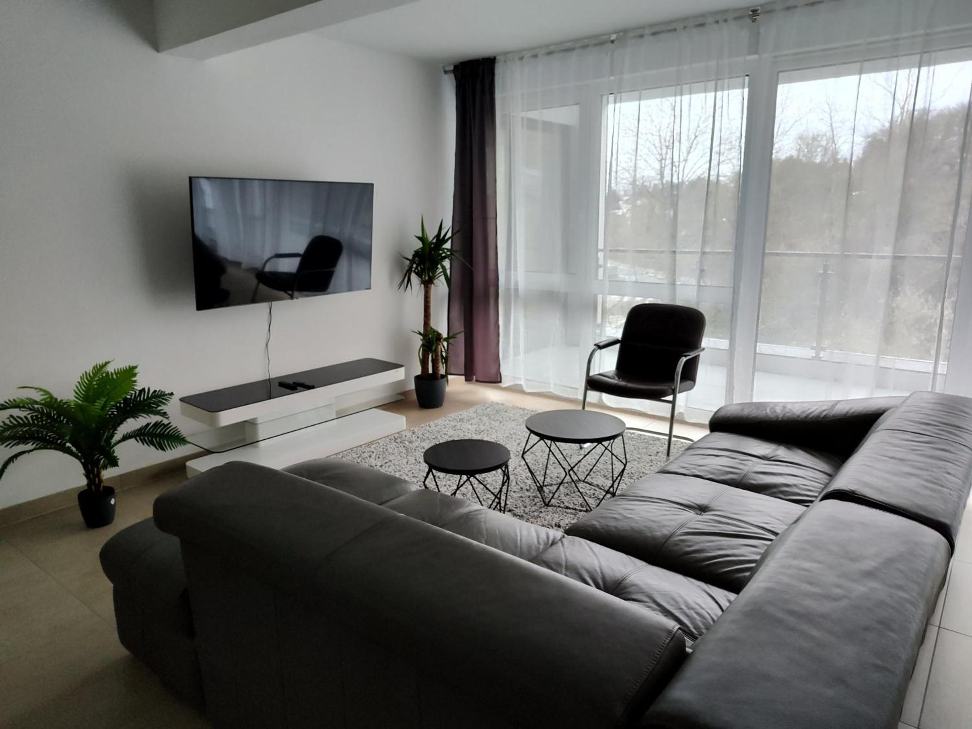 Hotel Valley Of Business Frankfurt-Airport - Grey Label Penthouse Hofheim Bagian luar foto