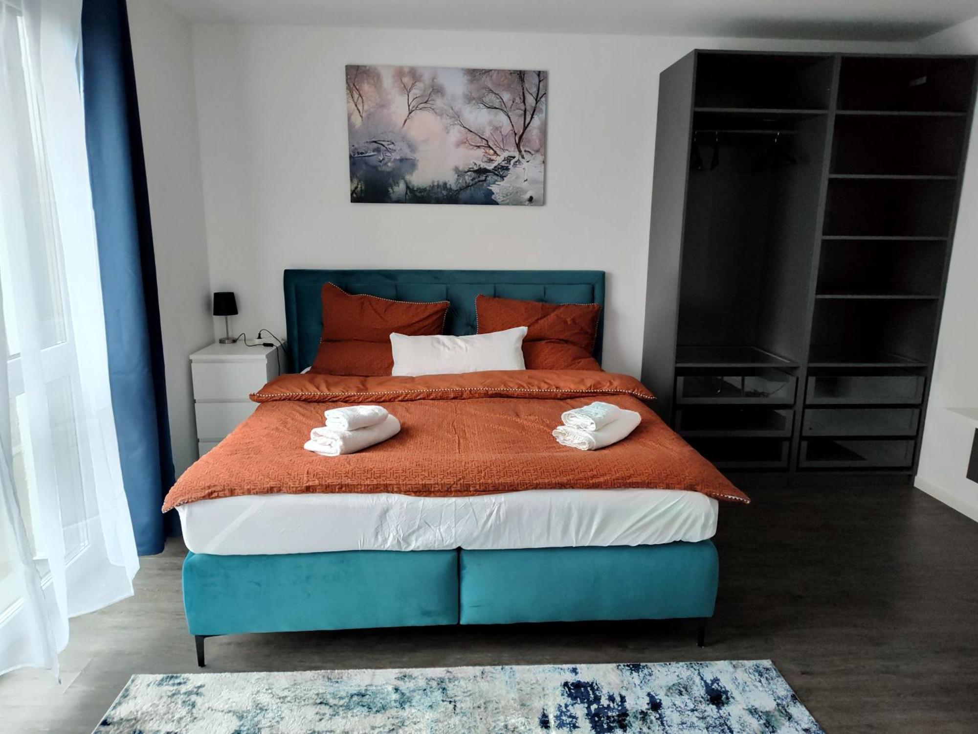 Hotel Valley Of Business Frankfurt-Airport - Grey Label Penthouse Hofheim Bagian luar foto