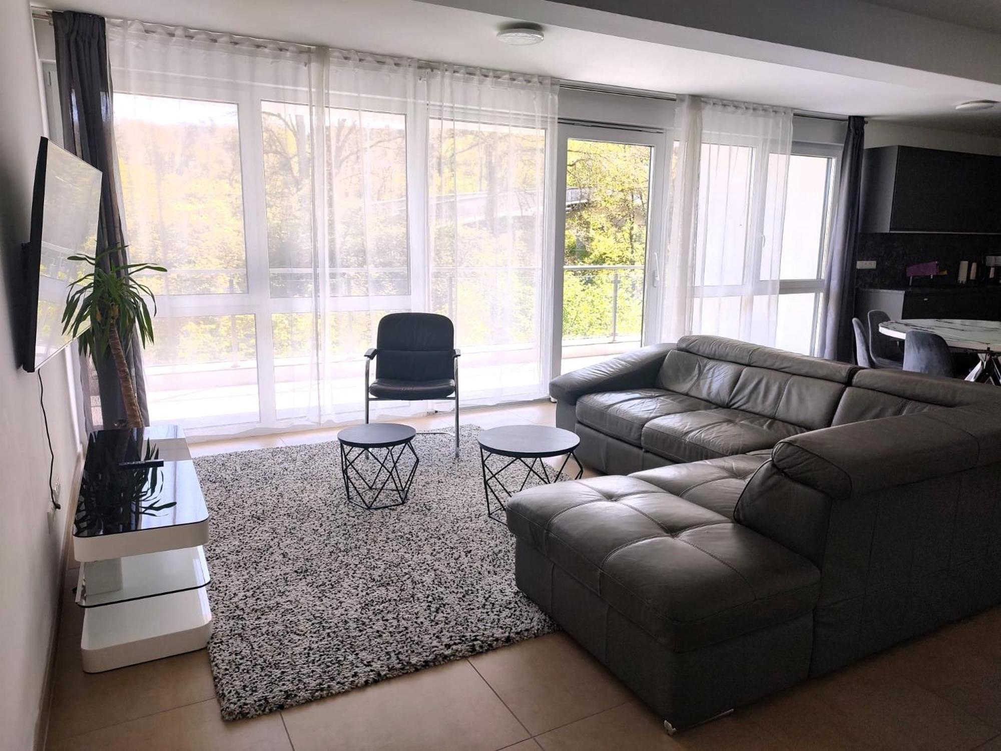 Hotel Valley Of Business Frankfurt-Airport - Grey Label Penthouse Hofheim Bagian luar foto
